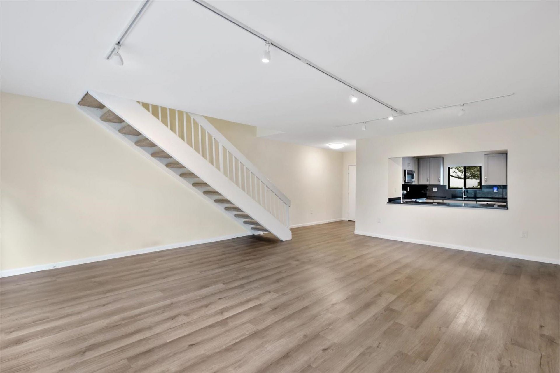 19986 NE 5th Court, Unit 4D, Miami, FL 33179 Photo