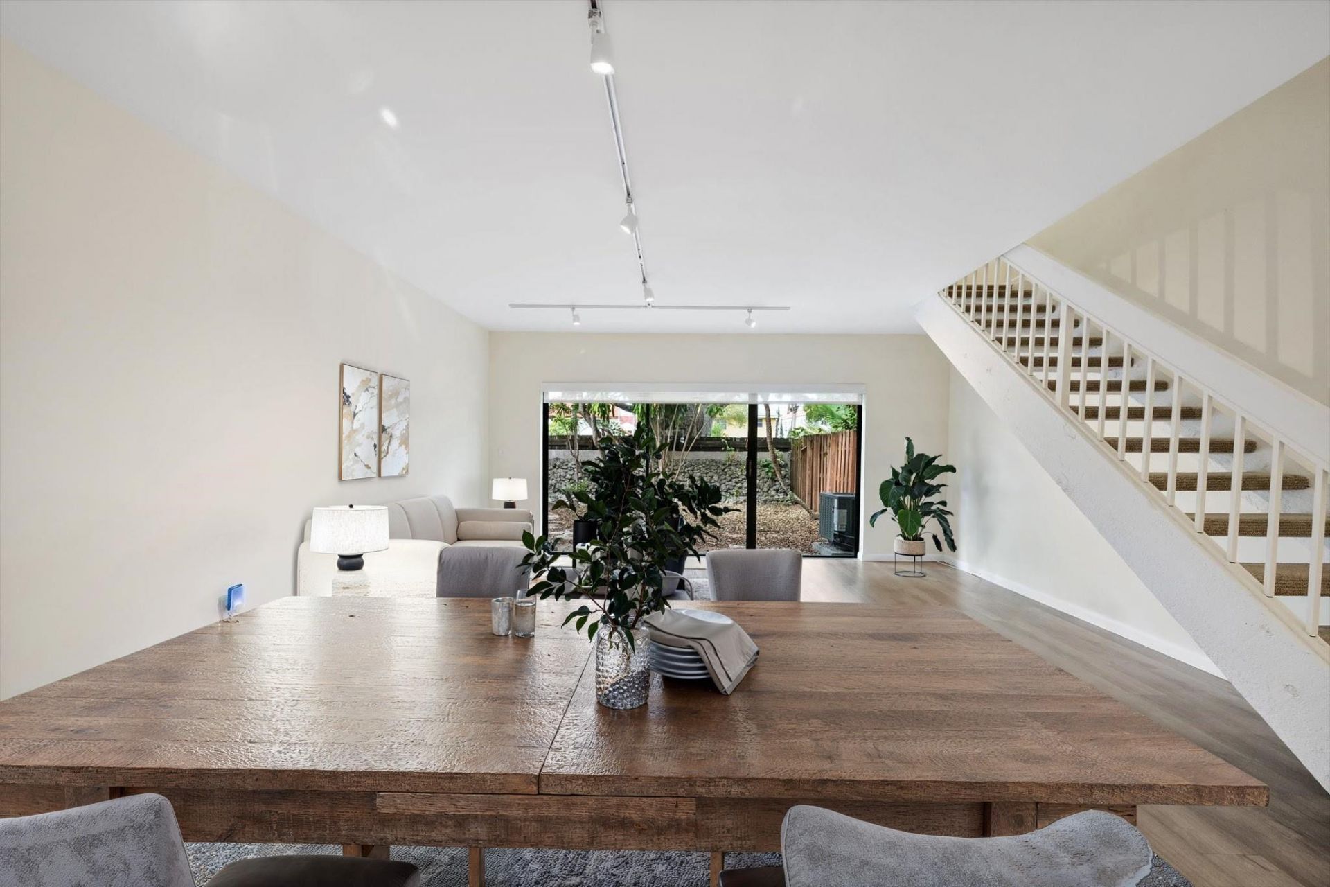 19986 NE 5th Court, Unit 4D, Miami, FL 33179 Photo