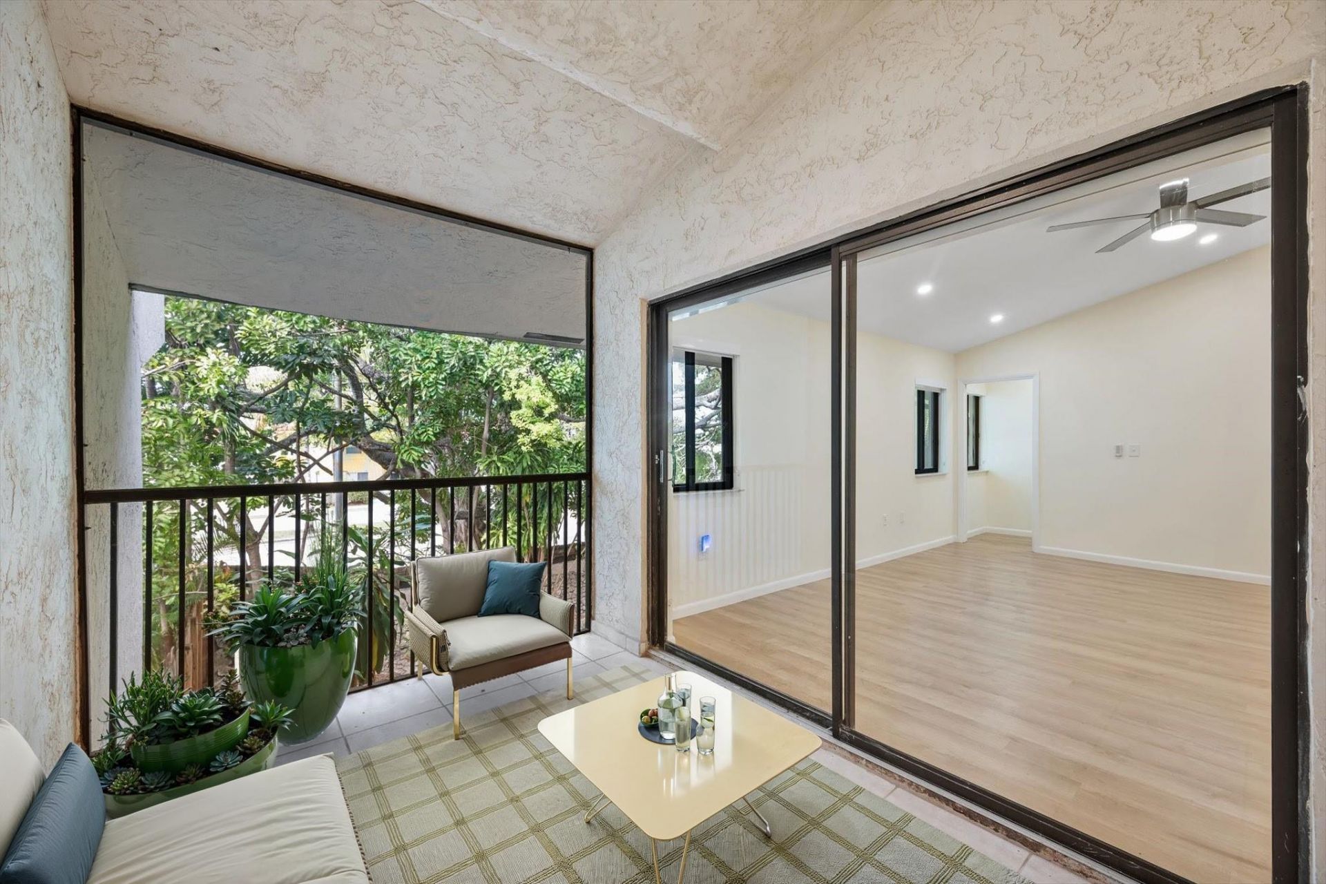 19986 NE 5th Court, Unit 4D, Miami, FL 33179 Photo