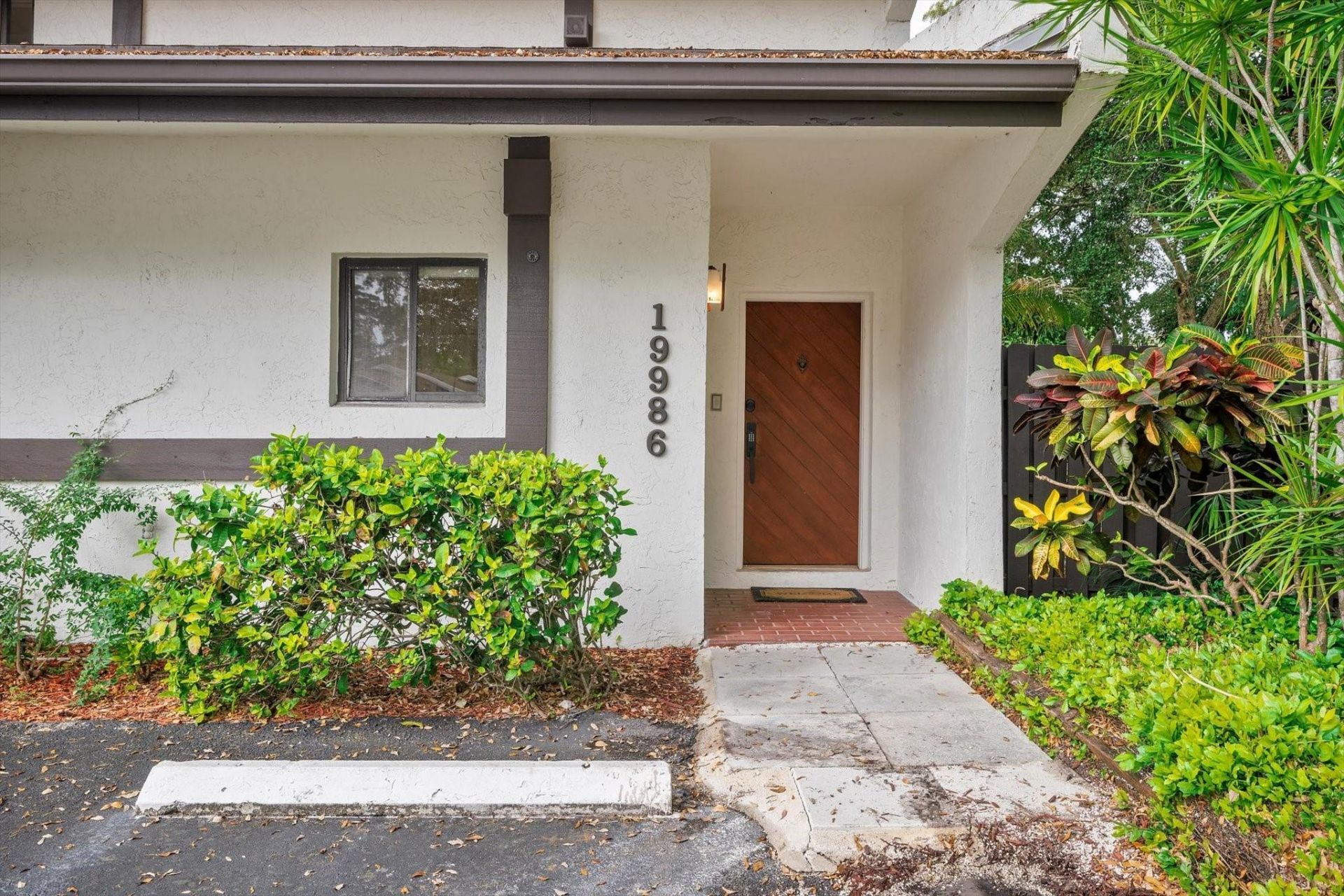 19986 NE 5th Court, Unit 4D, Miami, FL 33179 Photo