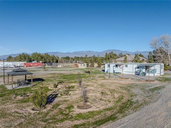 1820 W Chukar Street, Pahrump, NV 89060