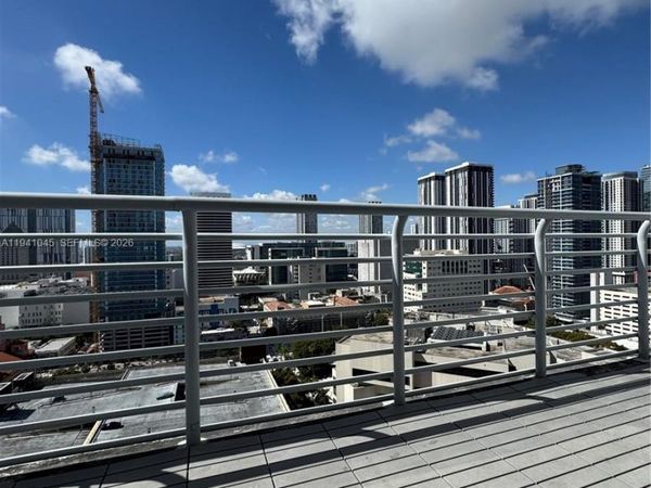 234 NE 3rd St, Unit LPH05, Miami, FL 33132