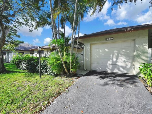 3951 NE 17th Ave, Unit 705, Pompano Beach, FL 33064