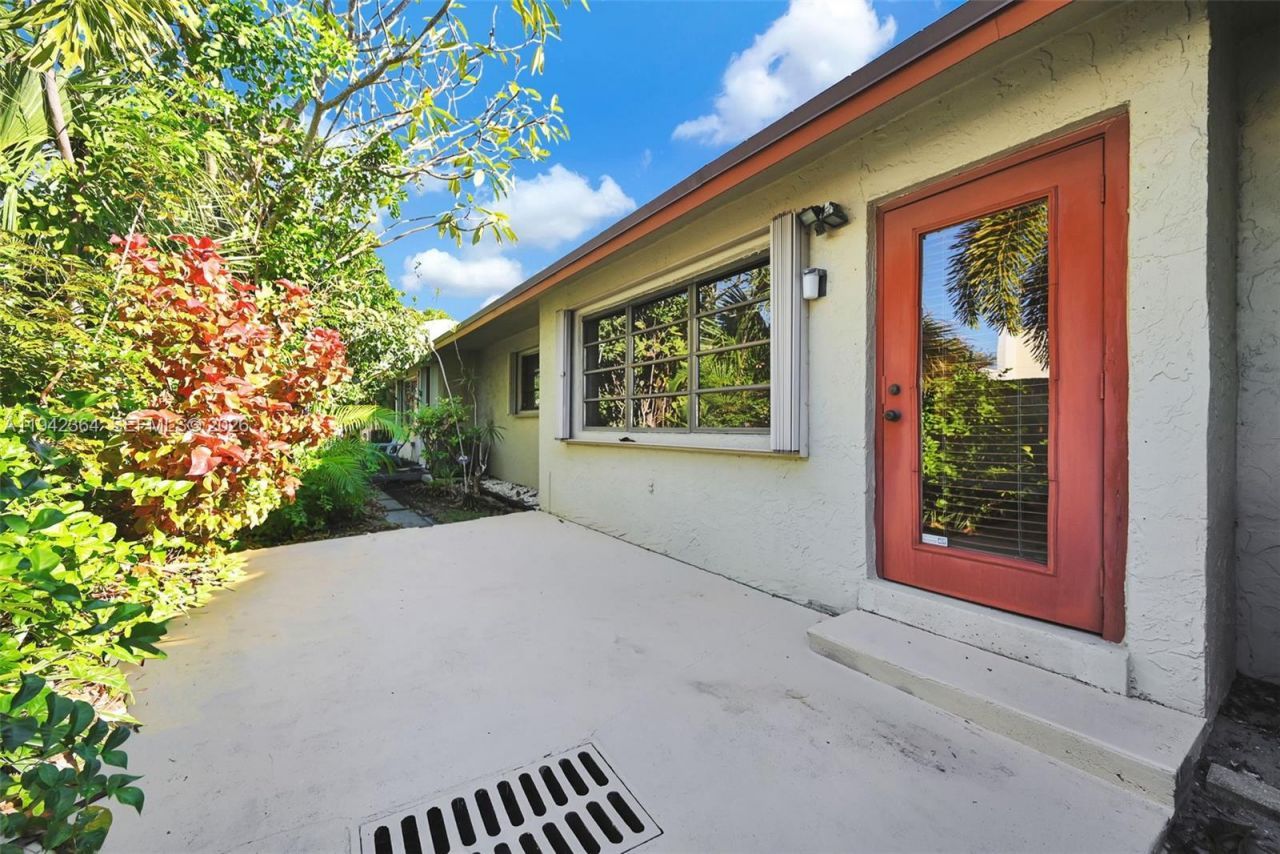 3951 NE 17th Ave, Unit 705, Pompano Beach, FL 33064 Photo