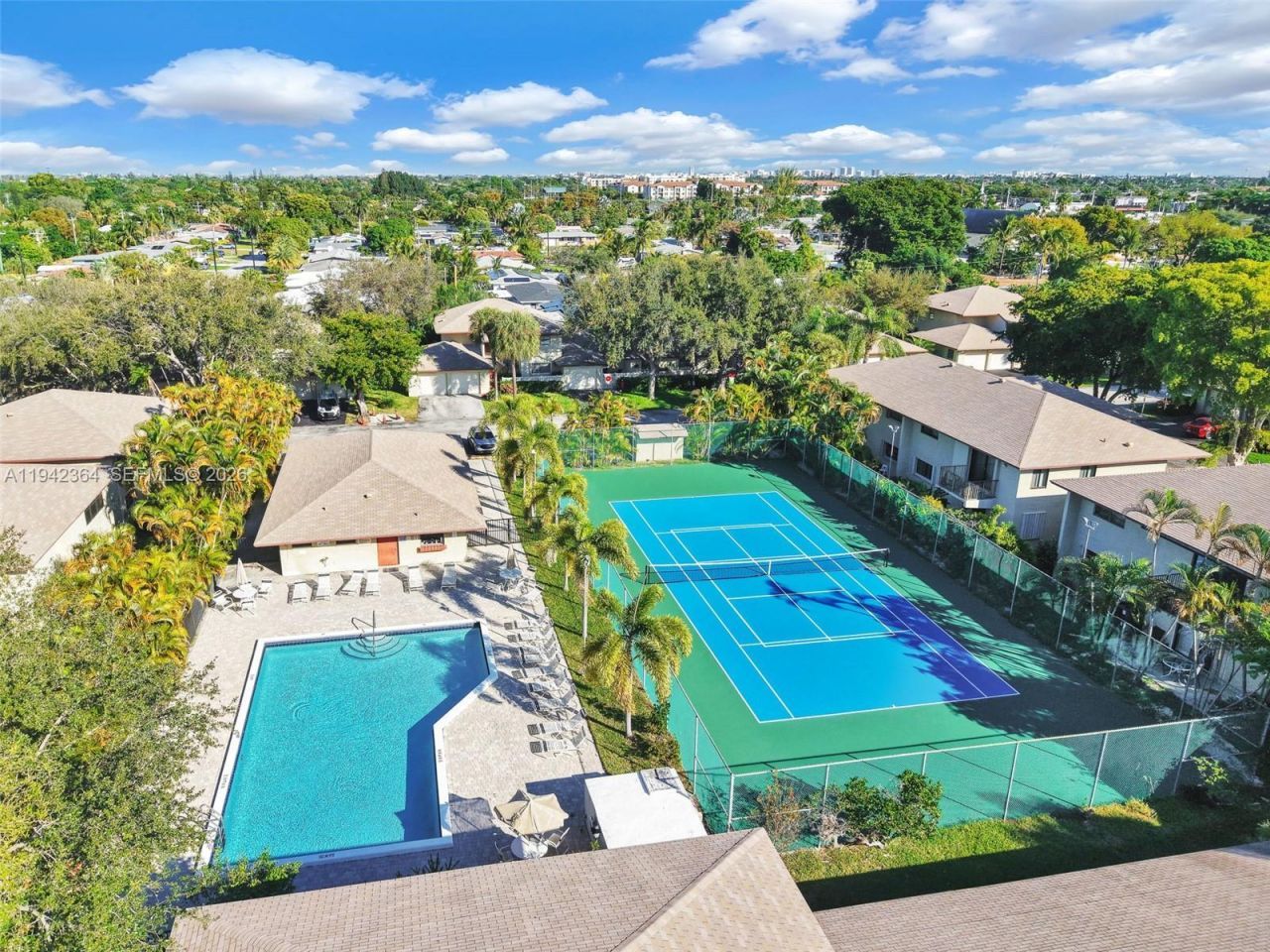 3951 NE 17th Ave, Unit 705, Pompano Beach, FL 33064 Photo