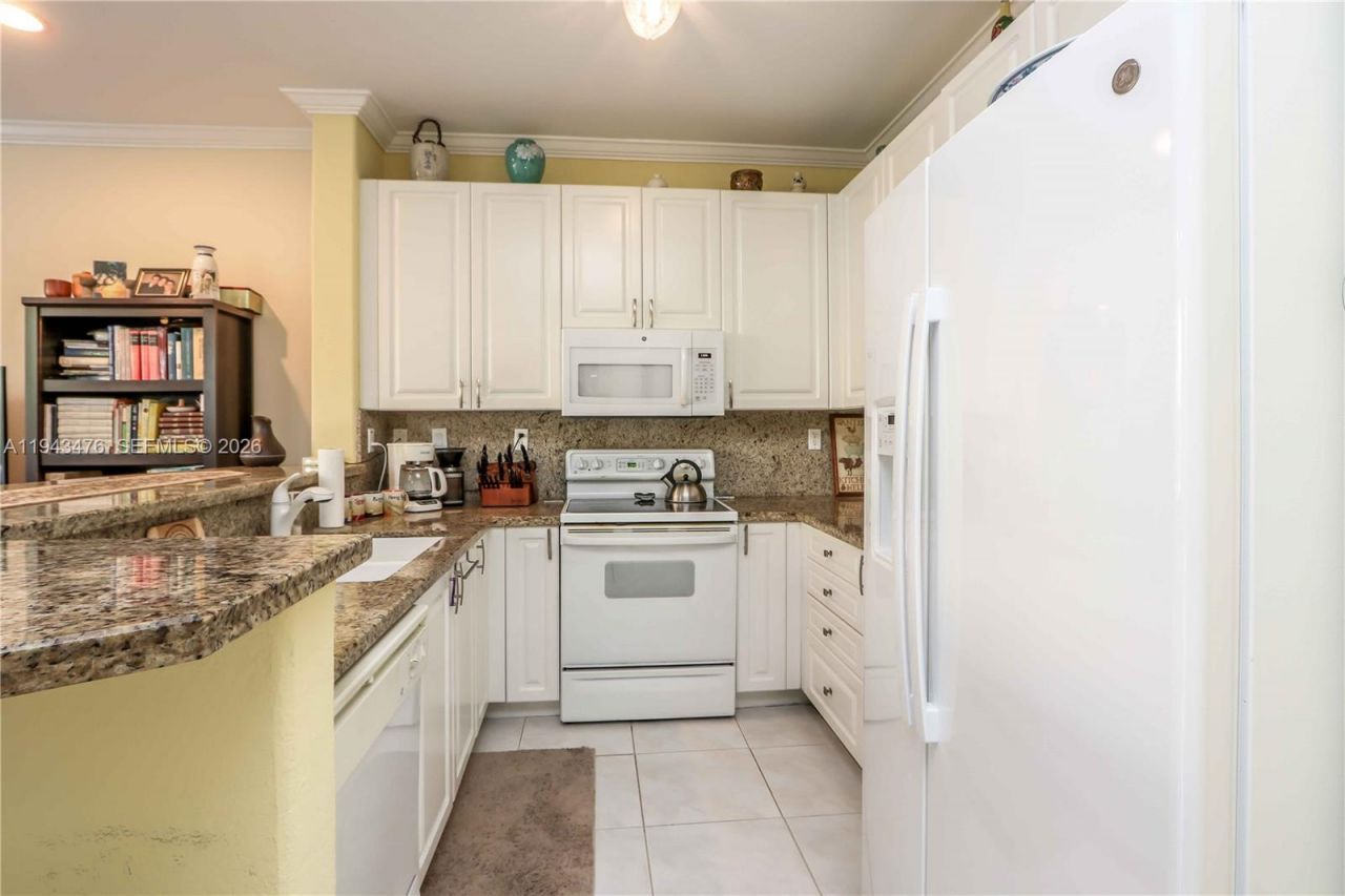 5542 NW 112th Ct, Doral, FL 33178 Photo