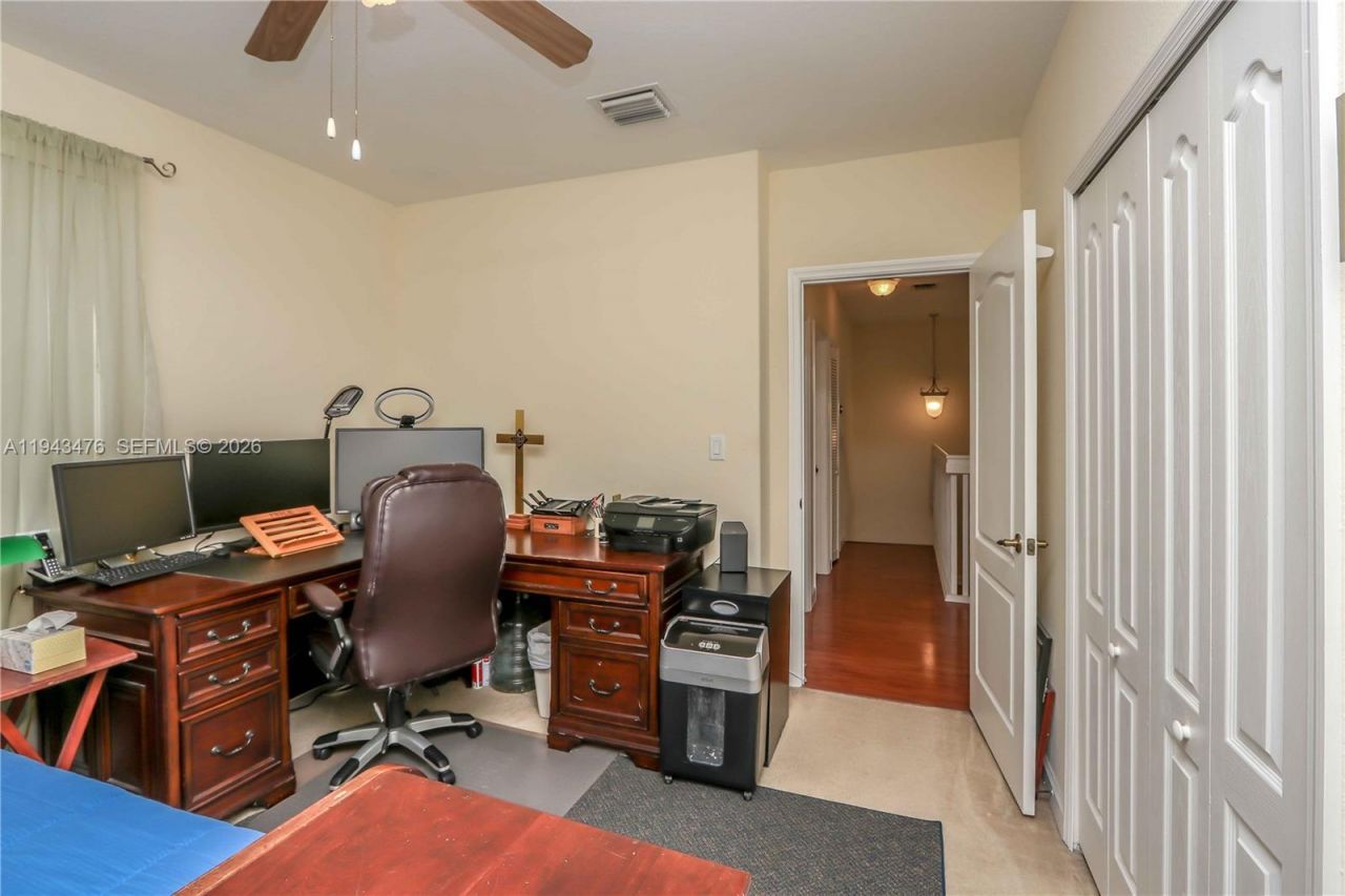 5542 NW 112th Ct, Doral, FL 33178 Photo