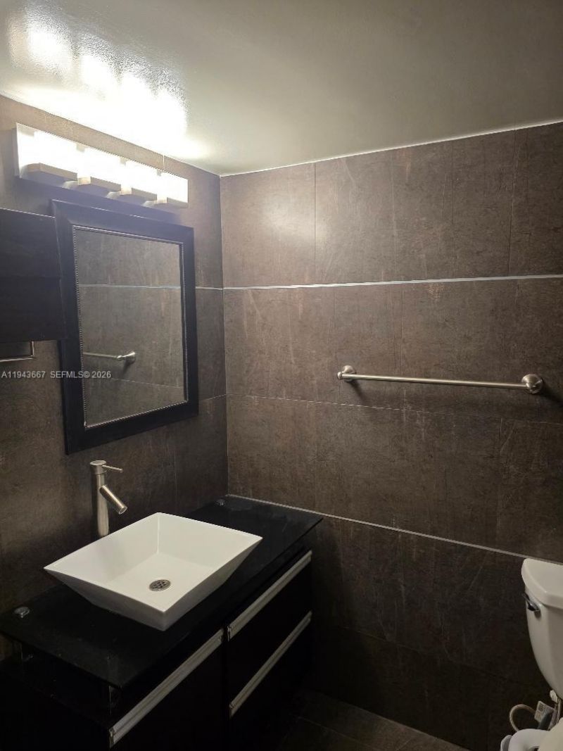 2001 Atlantic Shores Blvd 2001 Atlantic Shores Blv, Unit 104, Hallandale Beach, FL 33009 Photo