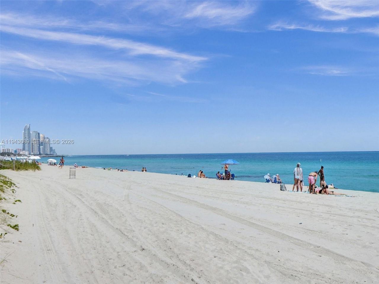 9595 Collins Ave, Unit N8-H, Surfside, FL 33154 Photo