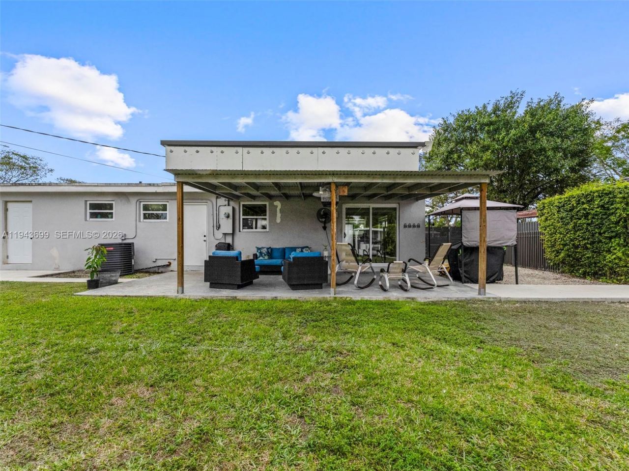 11401 SW 56th St , Miami, FL 33165 Photo