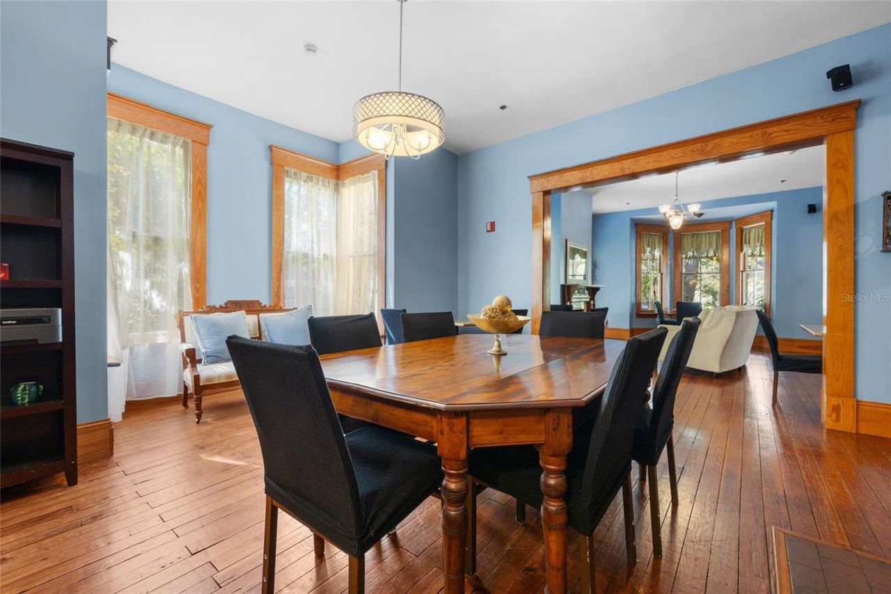 221 SE 7th Street, Gainesville, FL 32601 Photo