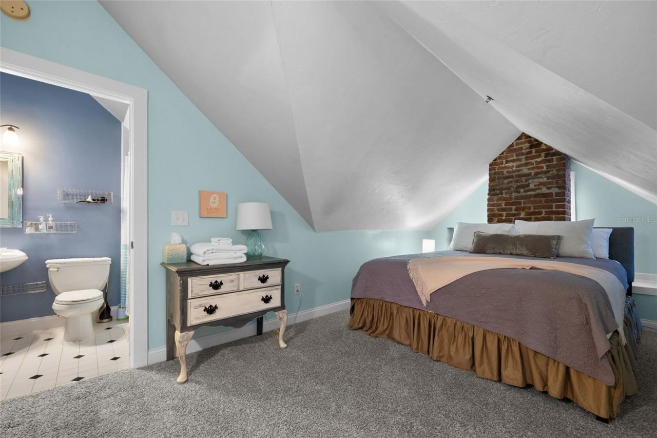 221 SE 7th Street, Gainesville, FL 32601 Photo