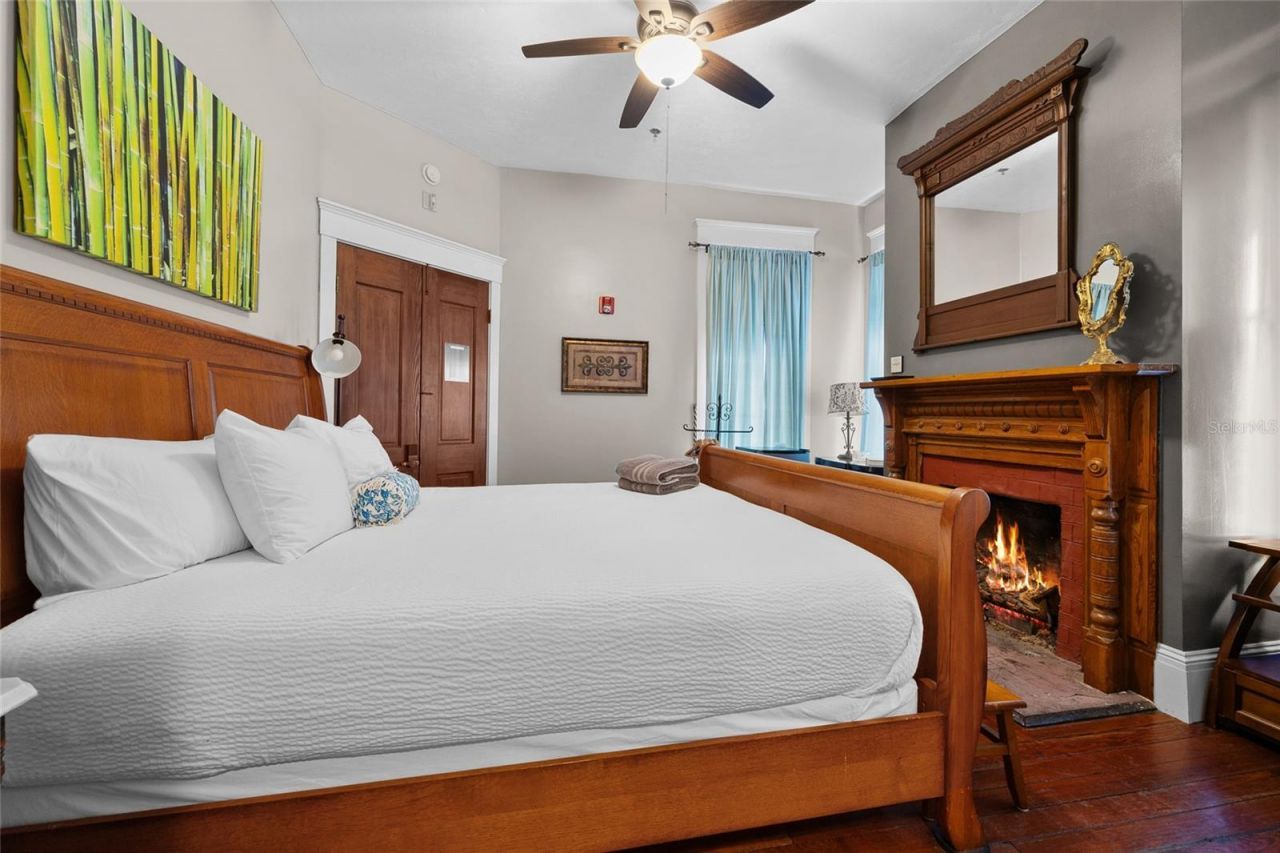 221 SE 7th Street, Gainesville, FL 32601 Photo