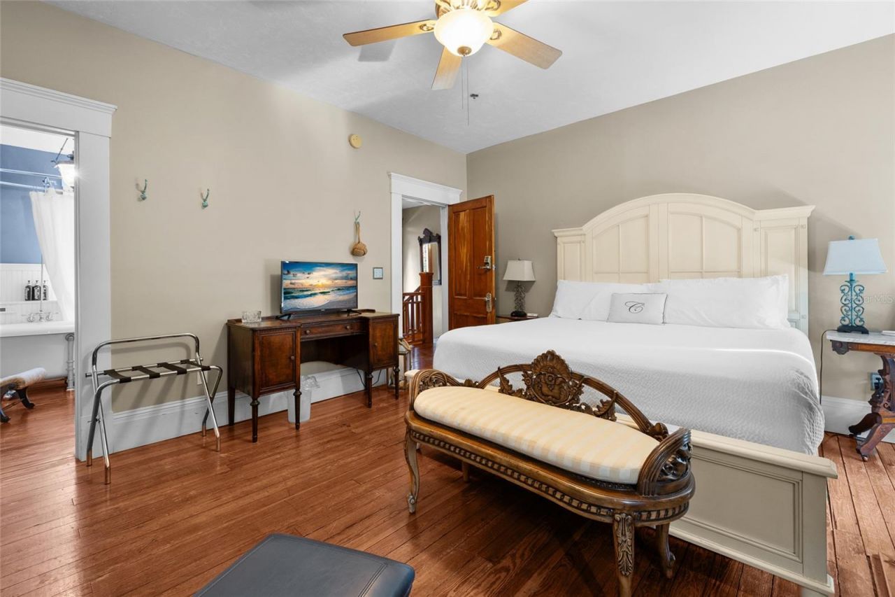 221 SE 7th Street, Gainesville, FL 32601 Photo