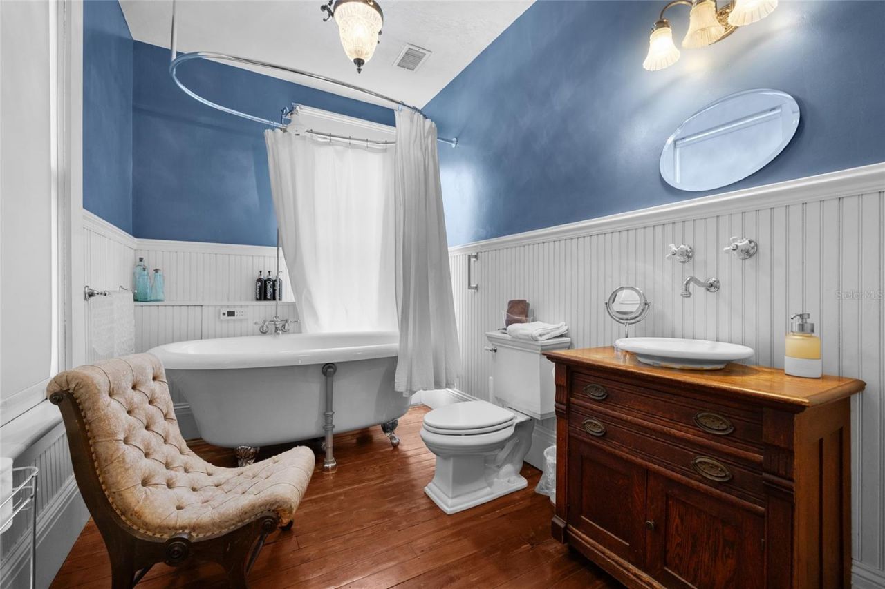 221 SE 7th Street, Gainesville, FL 32601 Photo