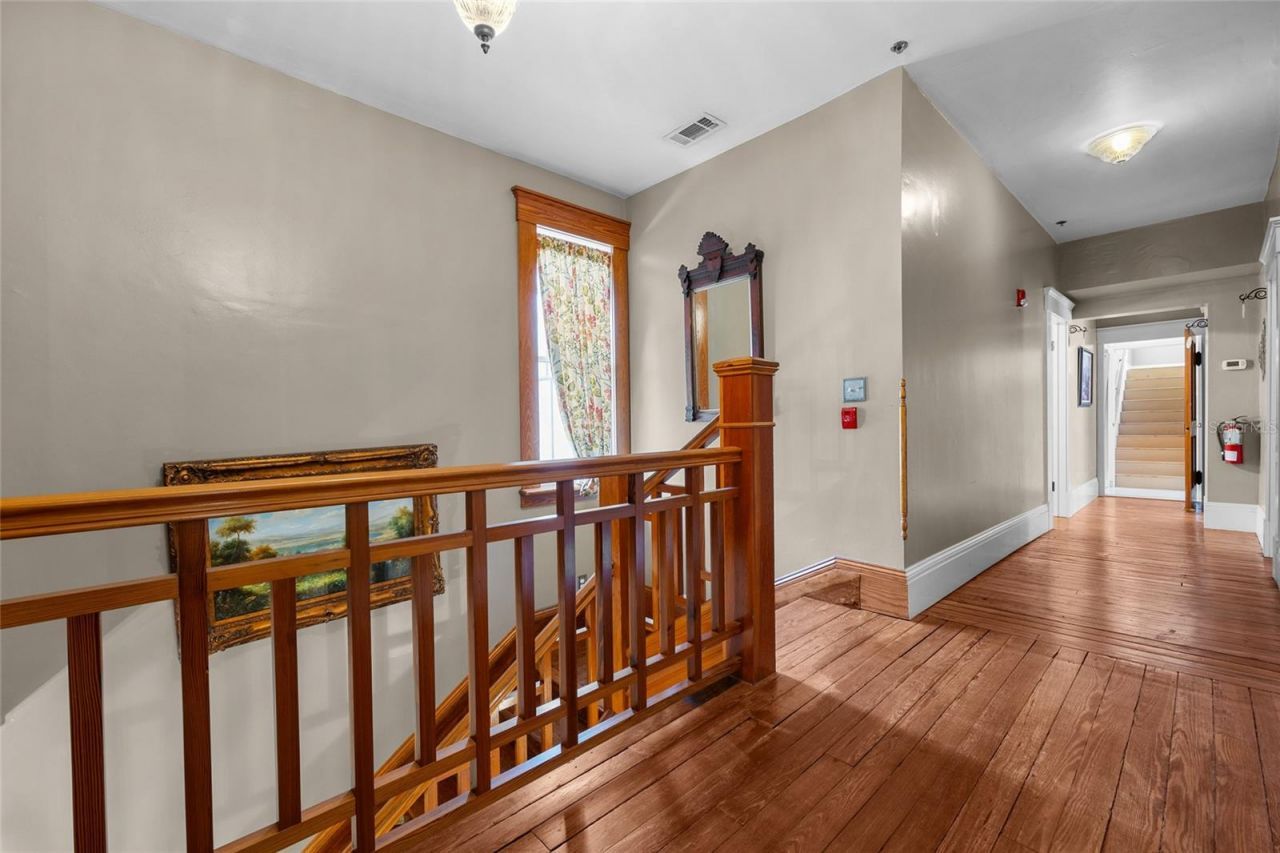 221 SE 7th Street, Gainesville, FL 32601 Photo