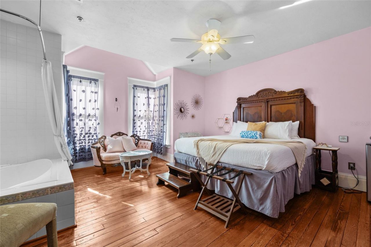 221 SE 7th Street, Gainesville, FL 32601 Photo