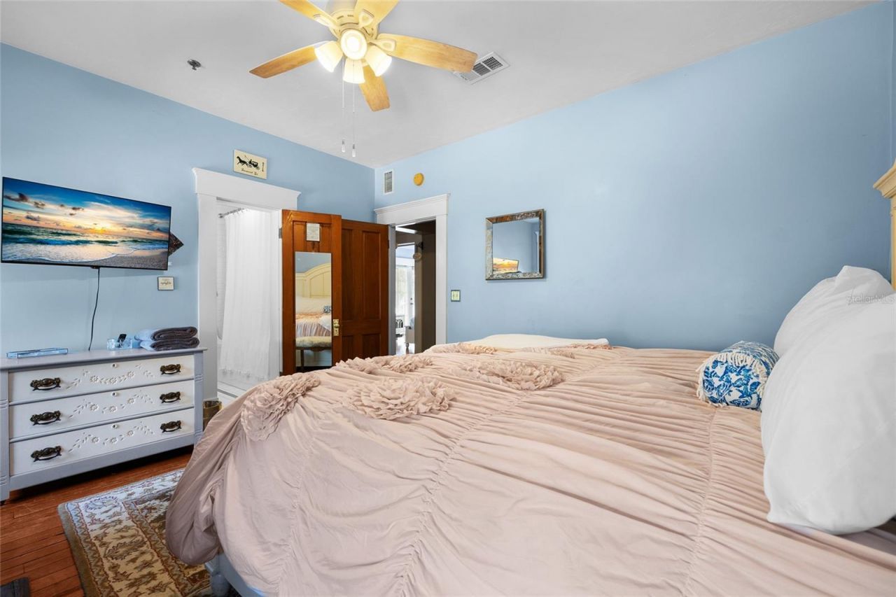 221 SE 7th Street, Gainesville, FL 32601 Photo