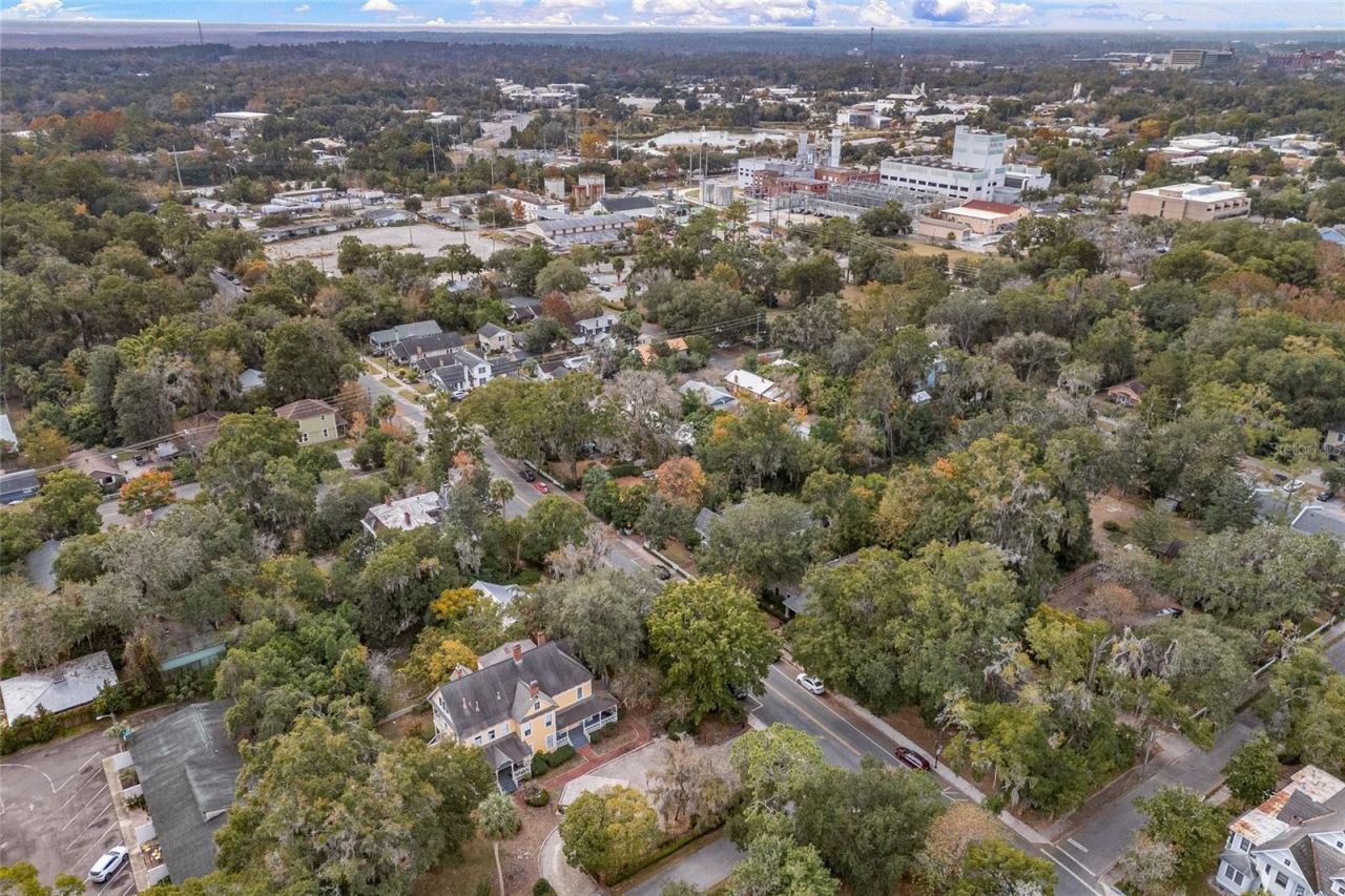 221 SE 7th Street, Gainesville, FL 32601 Photo