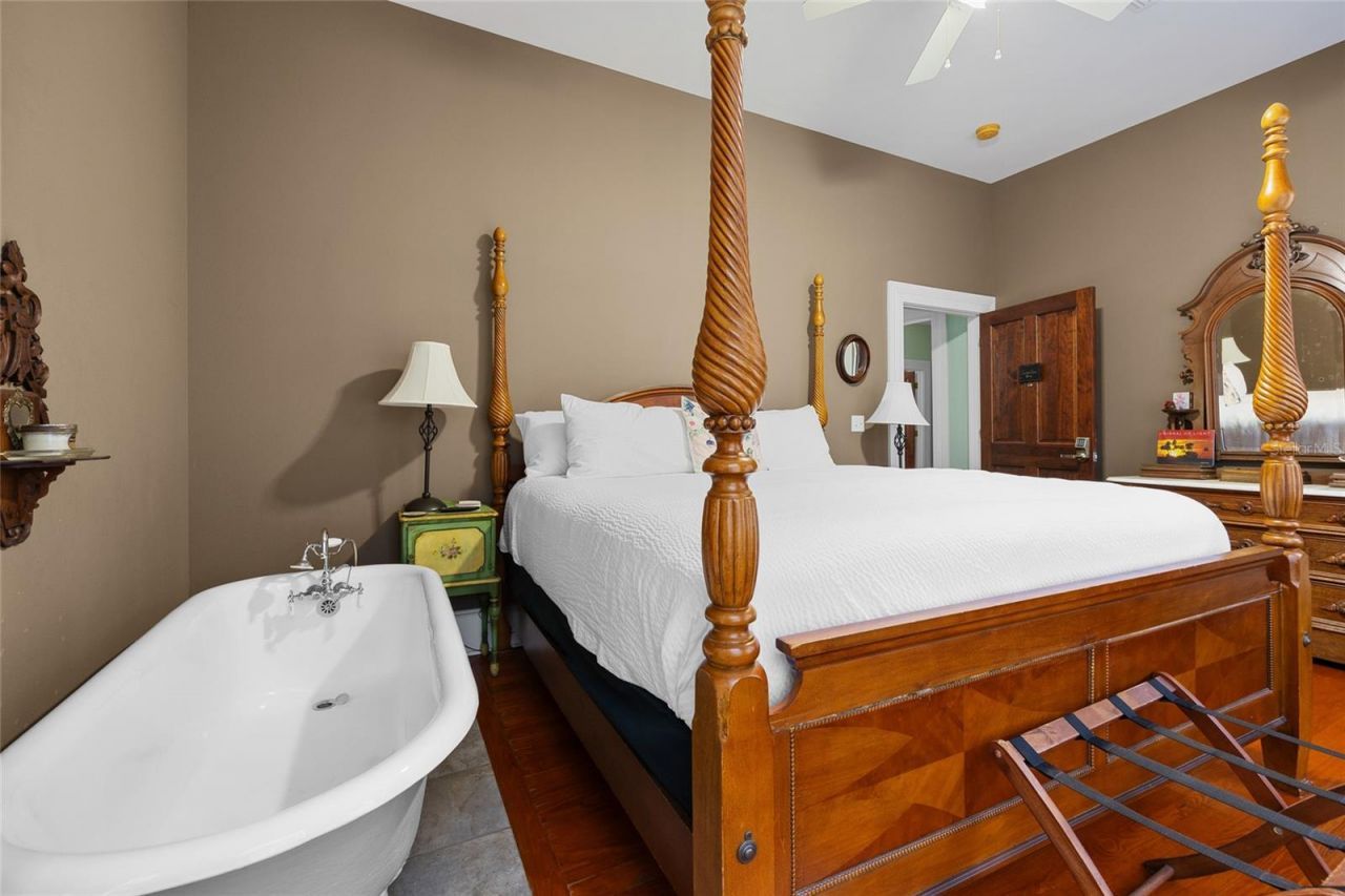 205 SE 7th Street, Gainesville, FL 32601 Photo