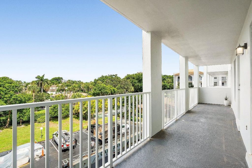 1111 S Ocean Boulevard, Unit 4210, Boca Raton, FL 33432 Photo