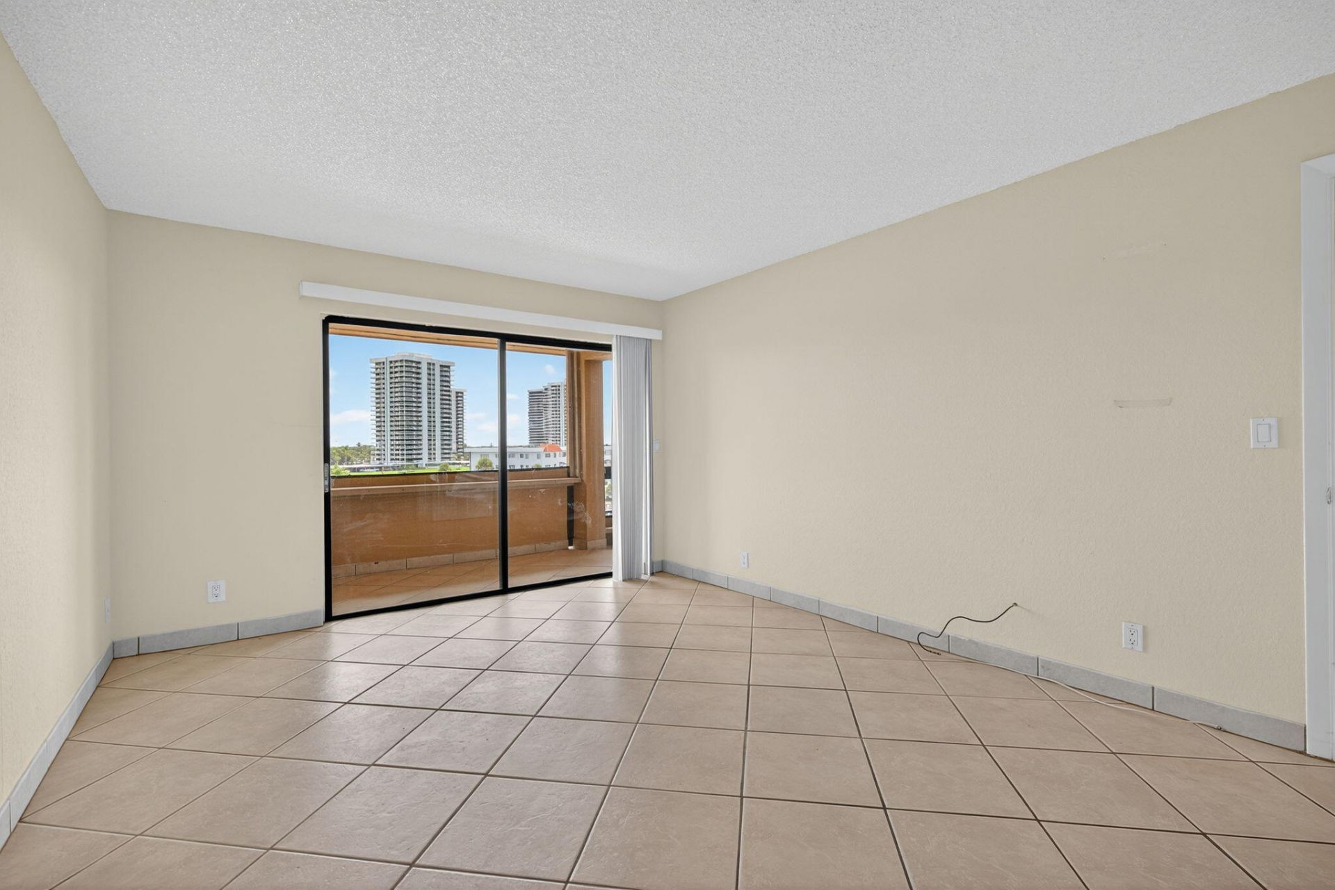 1030 Us Highway 1, Unit 413, North Palm Beach, FL 33408 Photo
