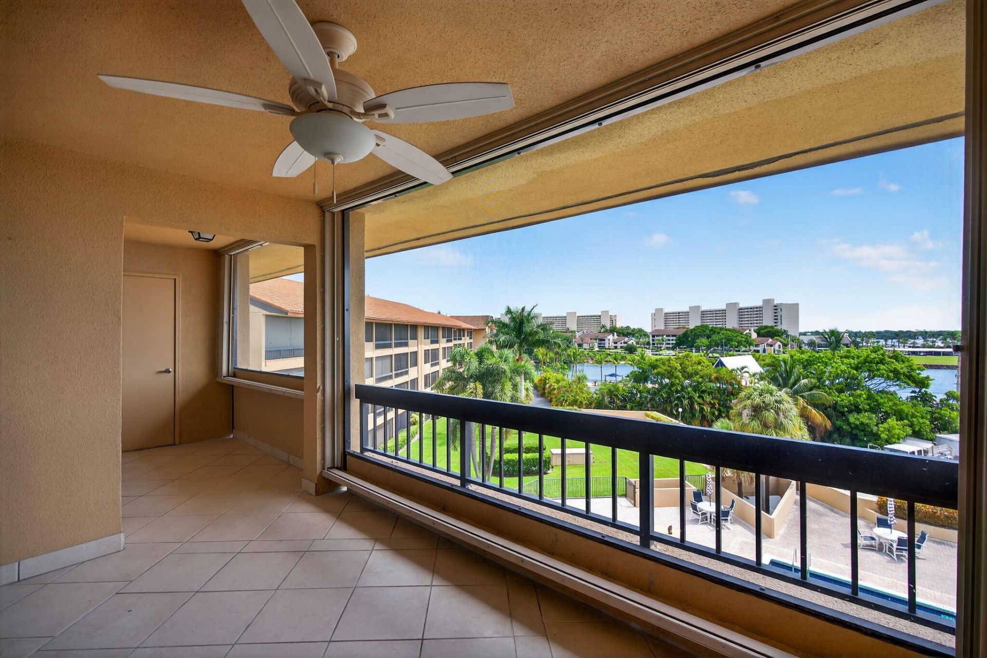 1030 Us Highway 1, Unit 413, North Palm Beach, FL 33408 Photo