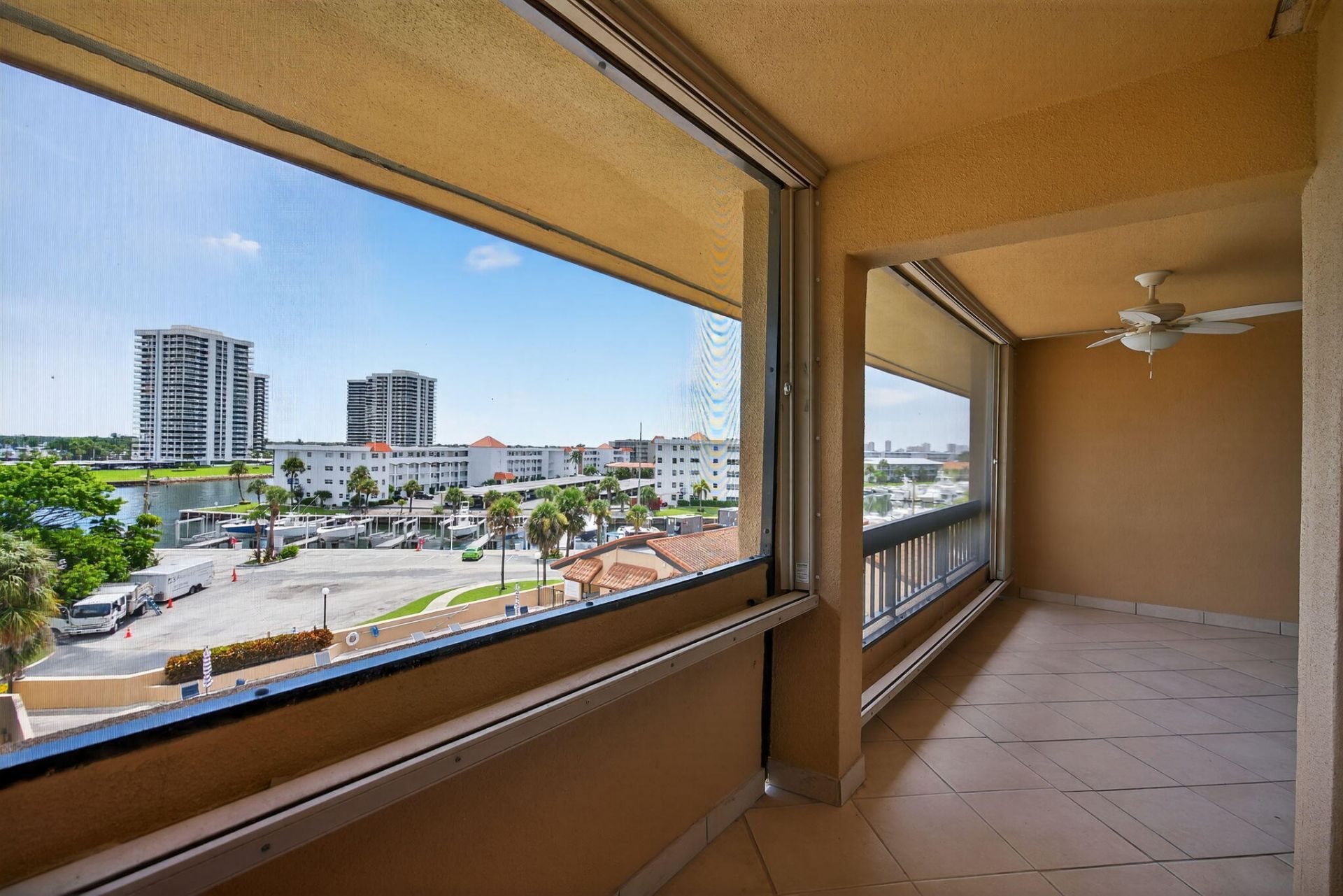 1030 Us Highway 1, Unit 413, North Palm Beach, FL 33408 Photo