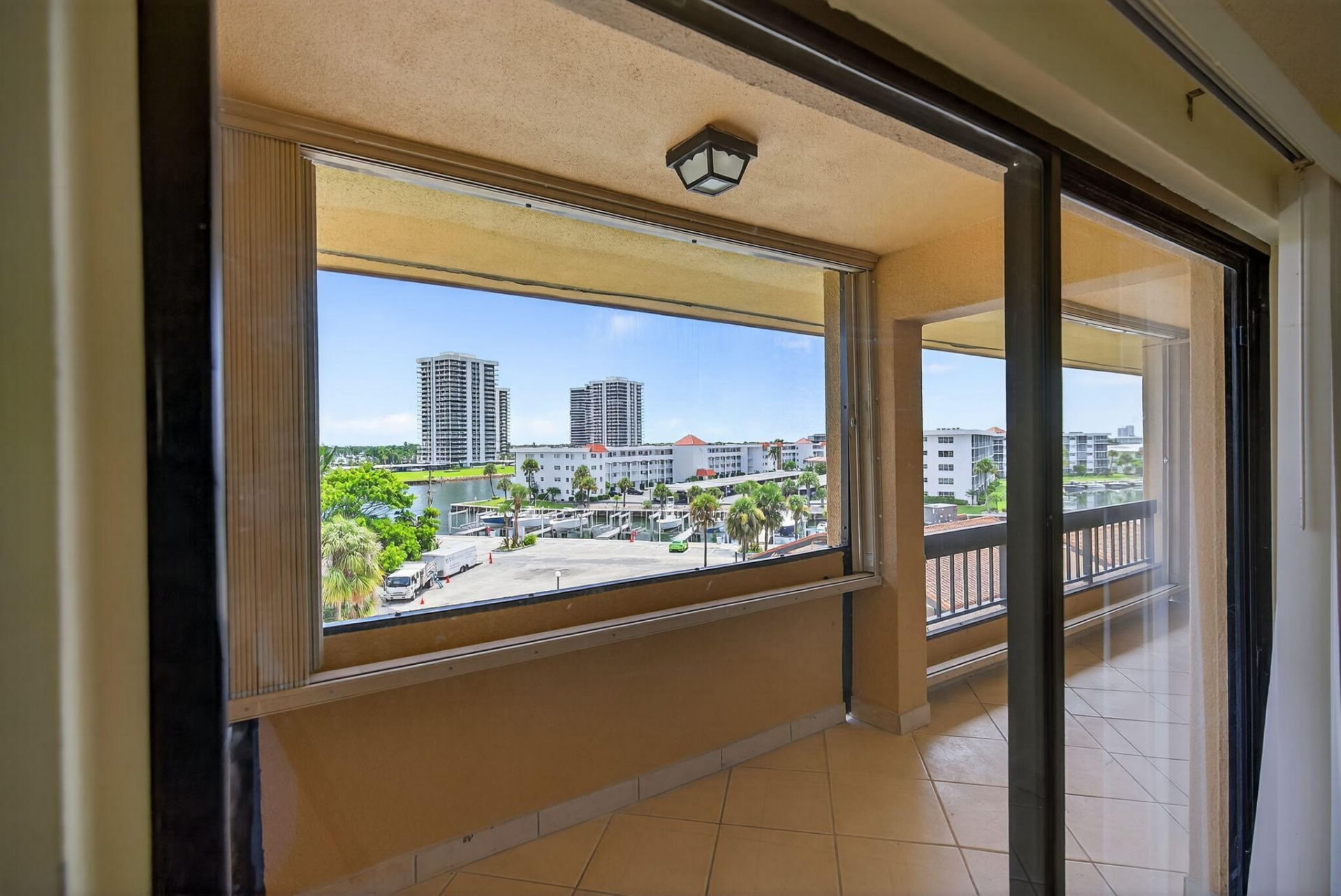 1030 Us Highway 1, Unit 413, North Palm Beach, FL 33408 Photo