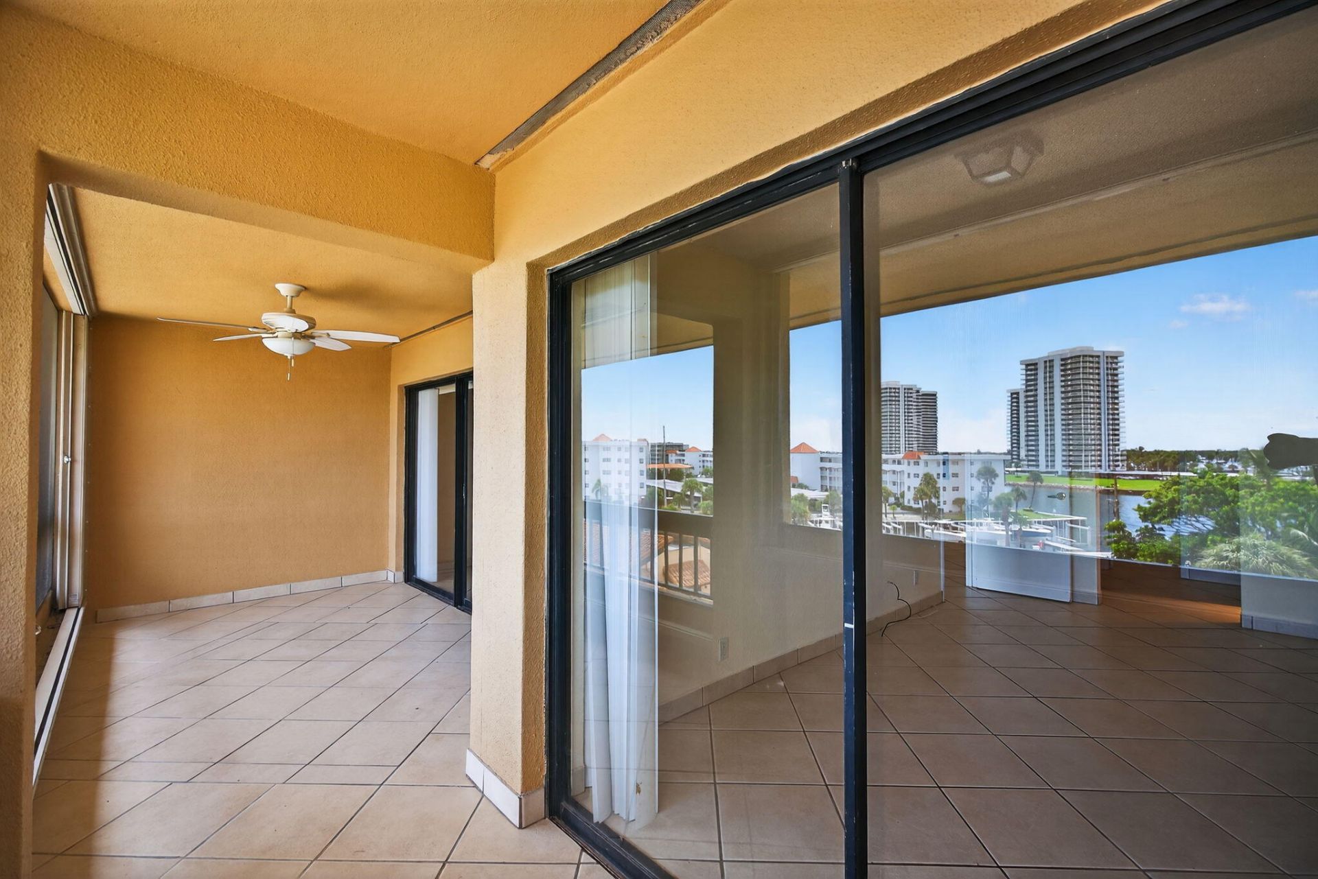 1030 Us Highway 1, Unit 413, North Palm Beach, FL 33408 Photo