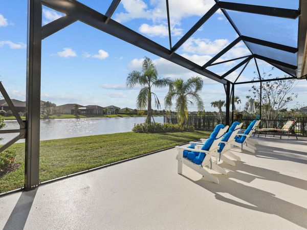 786 SE Courances Drive, Port Saint Lucie, FL 34984