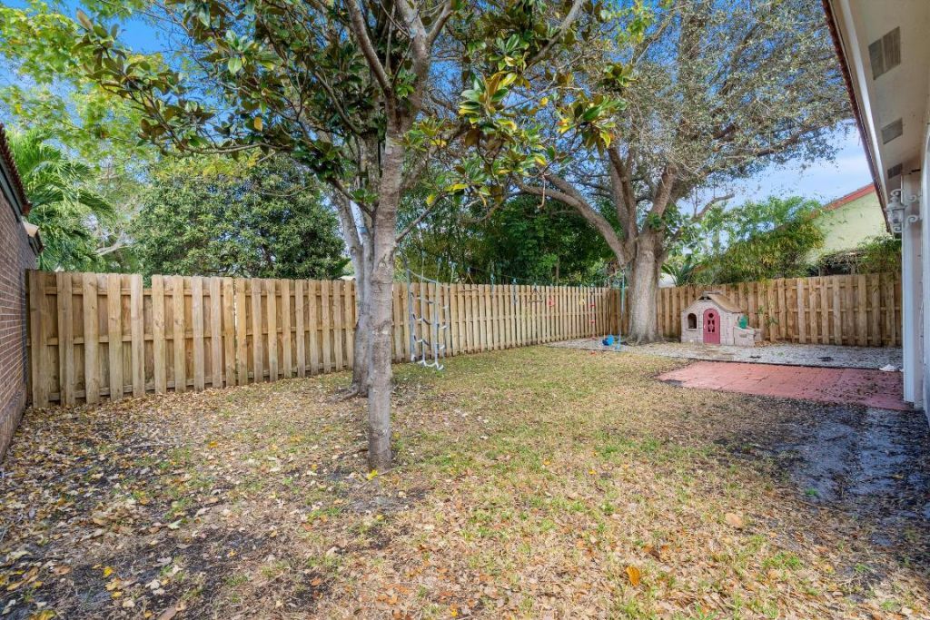 4155 NW 1st Court, Delray Beach, FL 33445 Photo