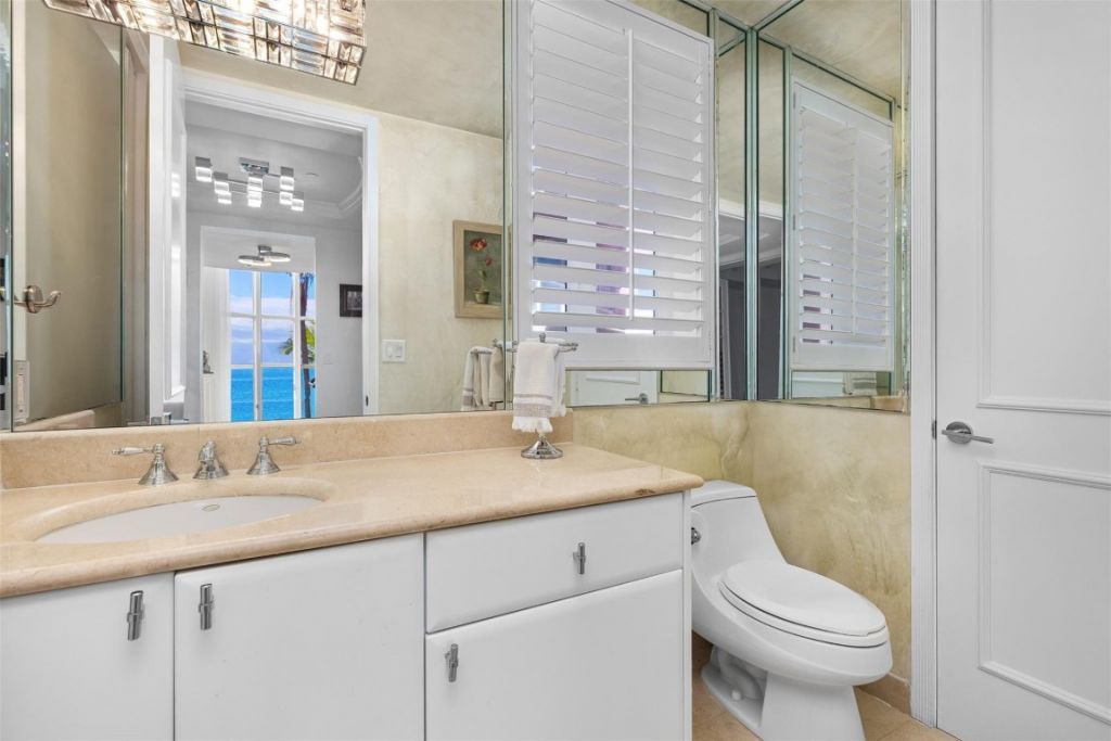 2160 N Ocean Boulevard, Unit III, Fort Lauderdale, FL 33305 Photo