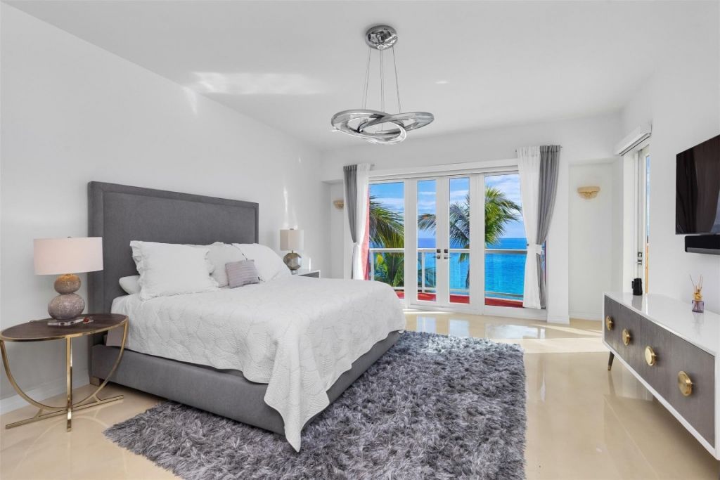 2160 N Ocean Boulevard, Unit III, Fort Lauderdale, FL 33305 Photo