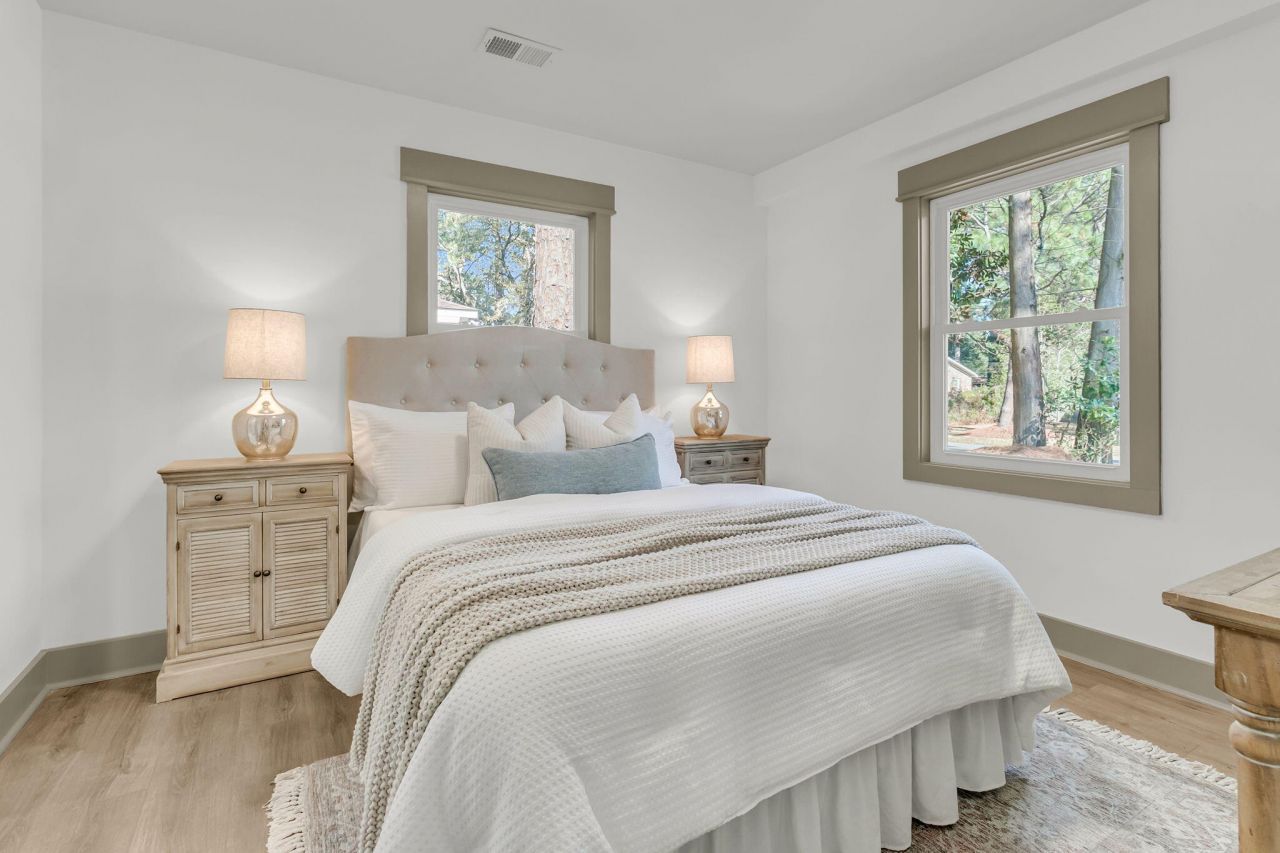 719 Wantoot Boulevard Photo 17