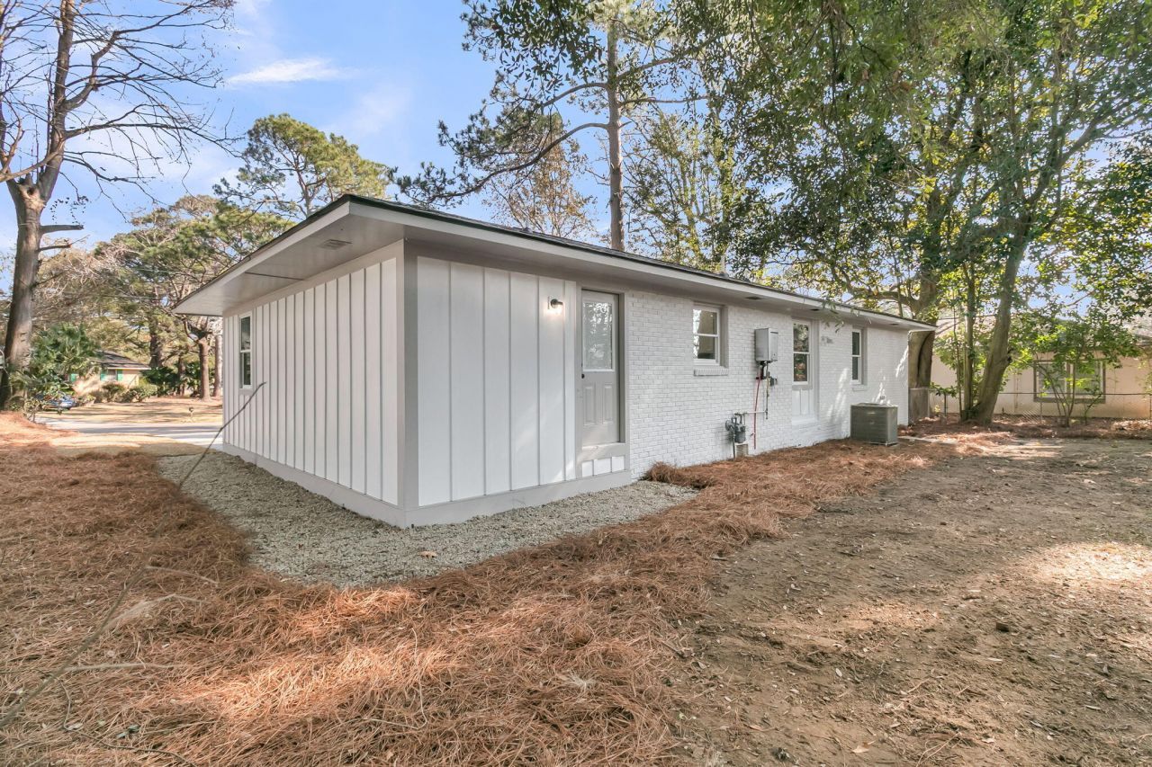 719 Wantoot Boulevard Photo 29