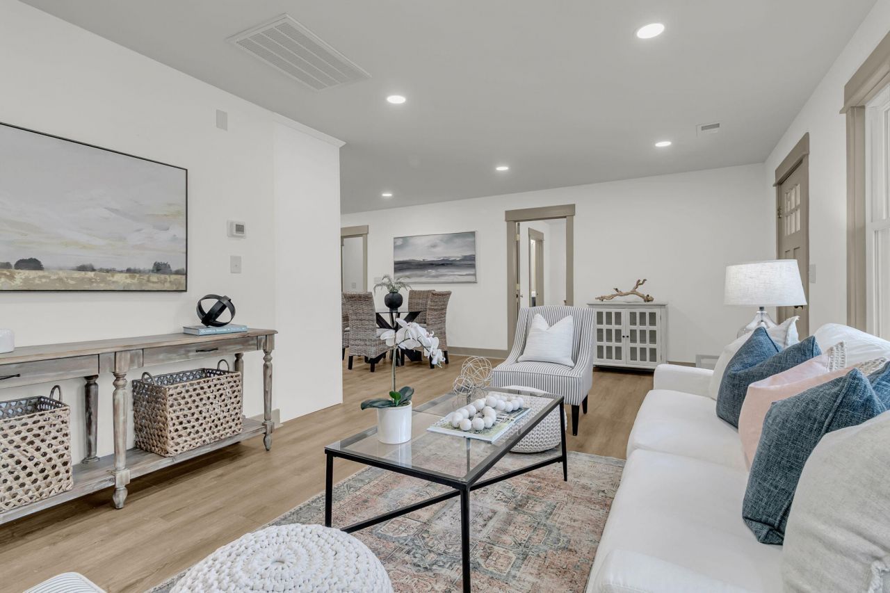 719 Wantoot Boulevard Photo 8