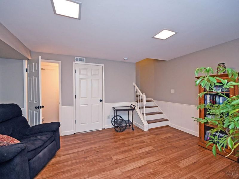 7 Creekwood Square, Unit 7, Glendale, OH 45246 Photo 24