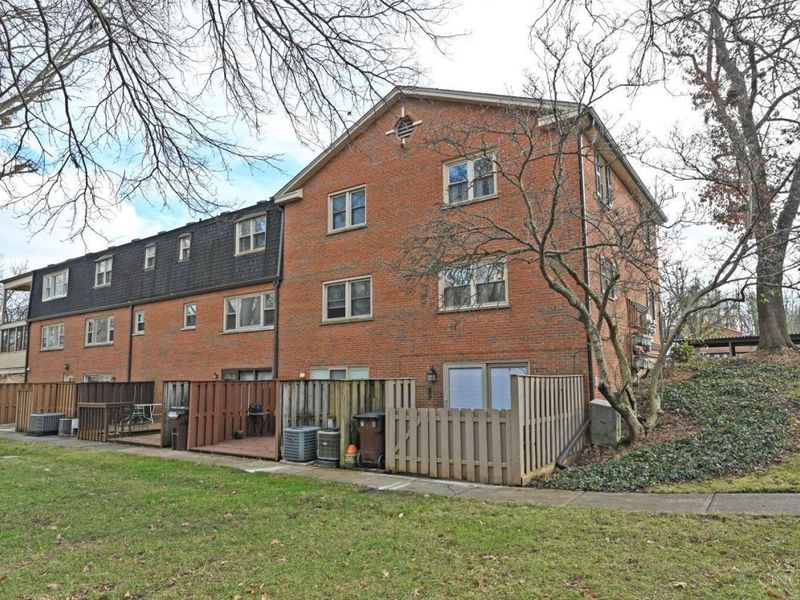 7 Creekwood Square, Unit 7, Glendale, OH 45246 Photo 32