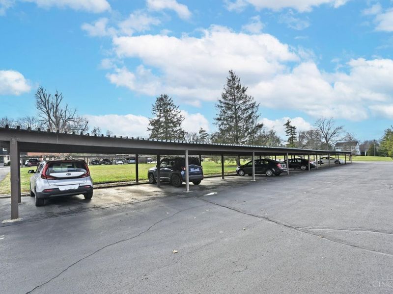 7 Creekwood Square, Unit 7, Glendale, OH 45246 Photo 34