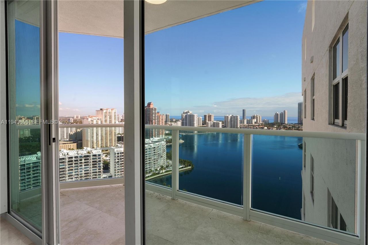 3301 NE 183rd St , Unit 3101, Aventura, FL 33160 Photo