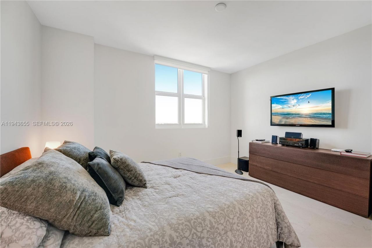 3301 NE 183rd St , Unit 3101, Aventura, FL 33160 Photo