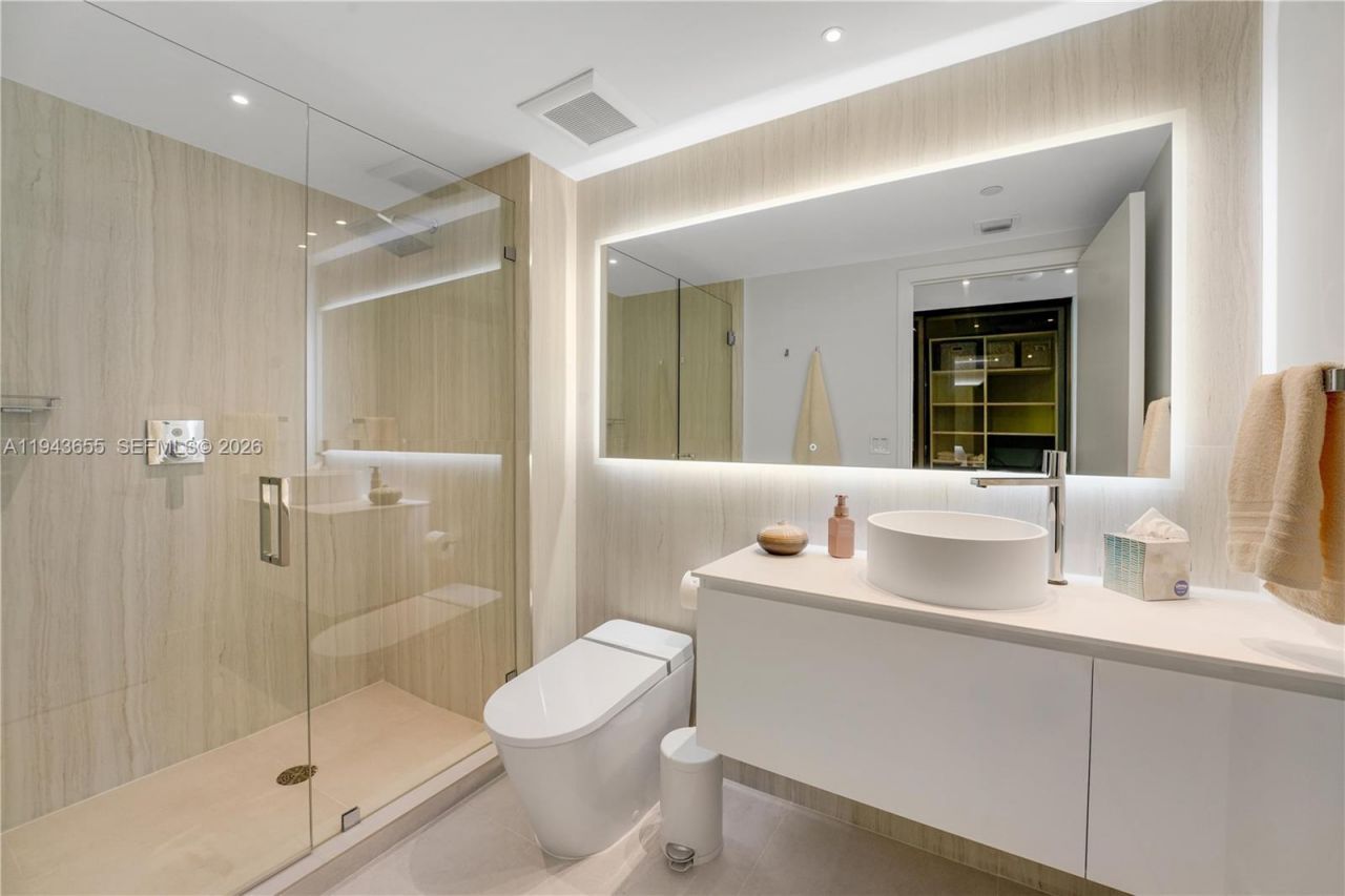 3301 NE 183rd St , Unit 3101, Aventura, FL 33160 Photo