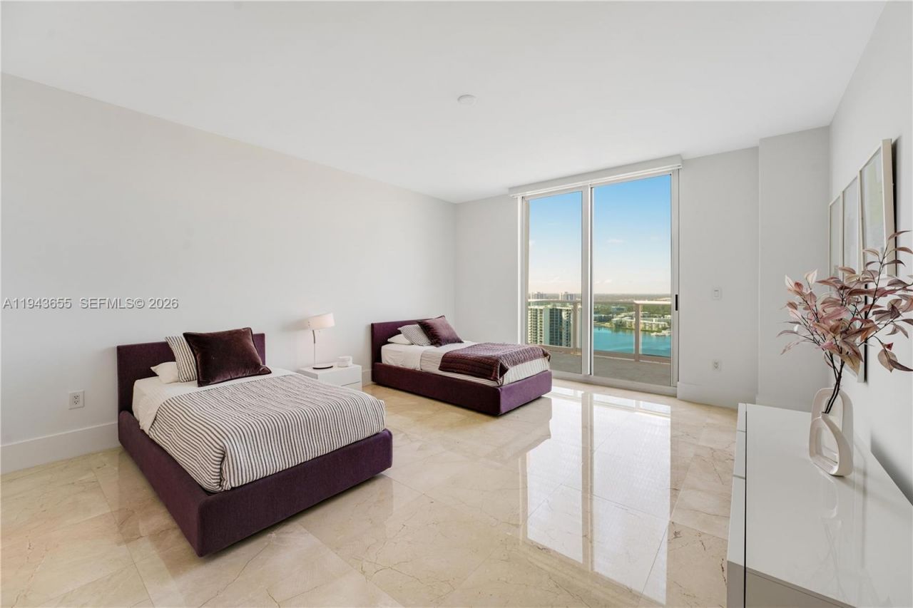 3301 NE 183rd St , Unit 3101, Aventura, FL 33160 Photo