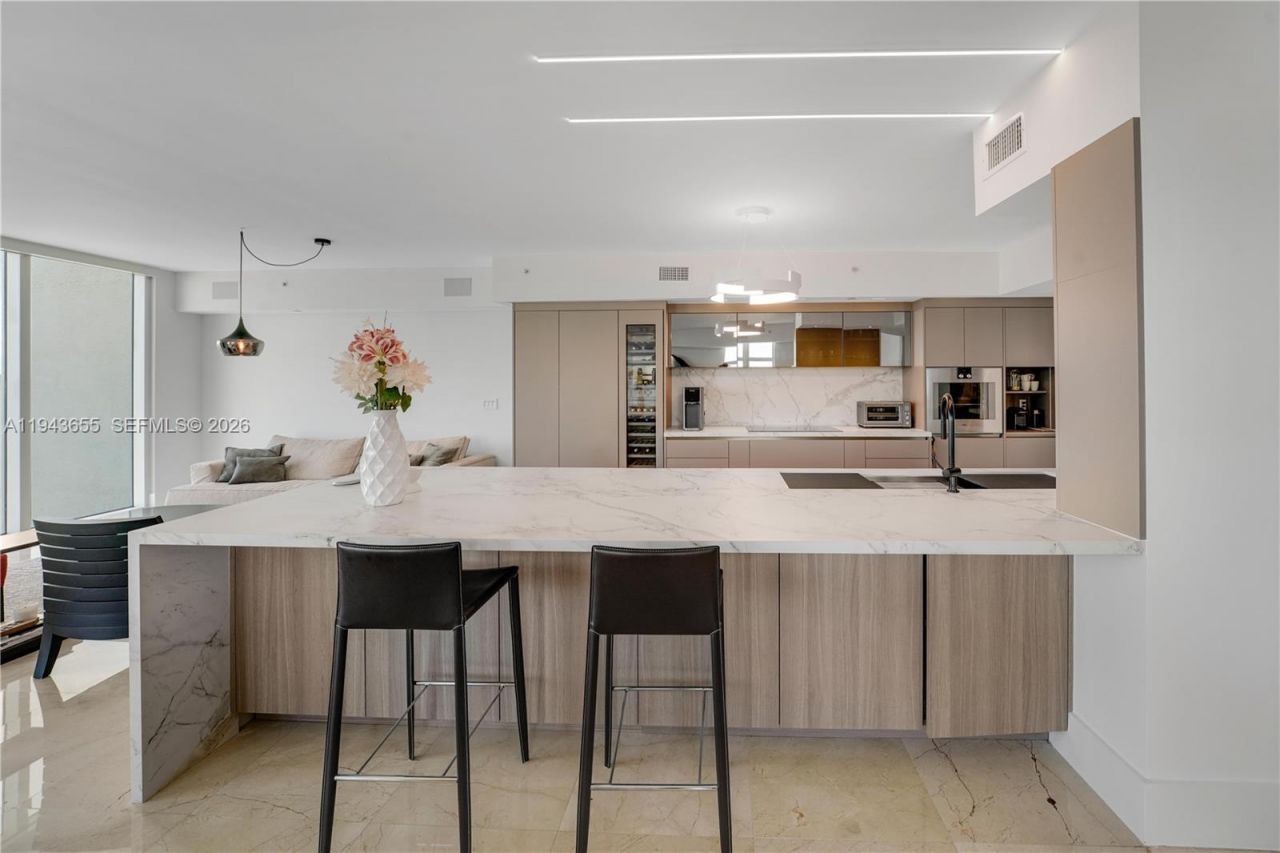 3301 NE 183rd St , Unit 3101, Aventura, FL 33160 Photo