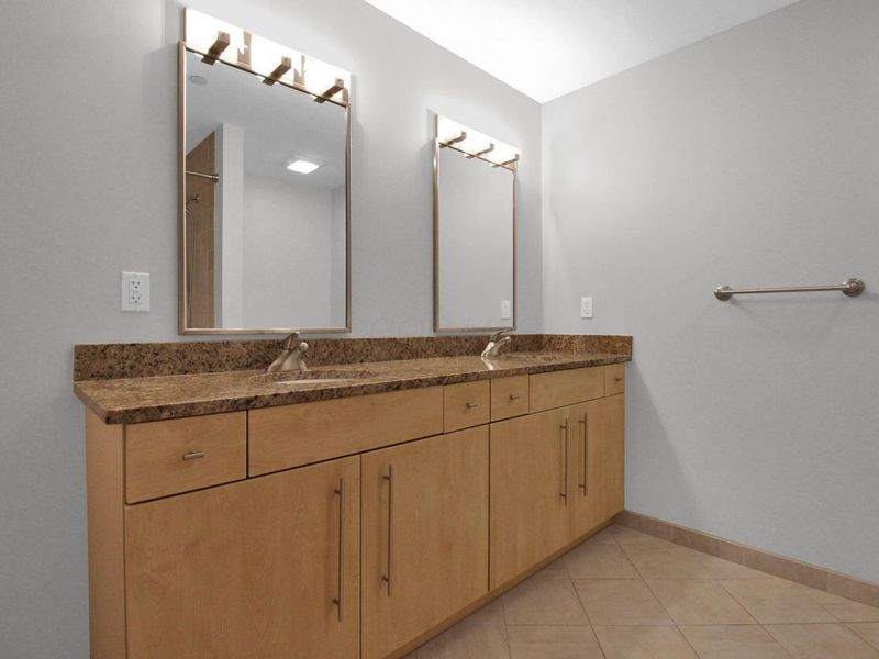 100 E Gay Street , Unit 804, Columbus, OH 43215 Photo 5