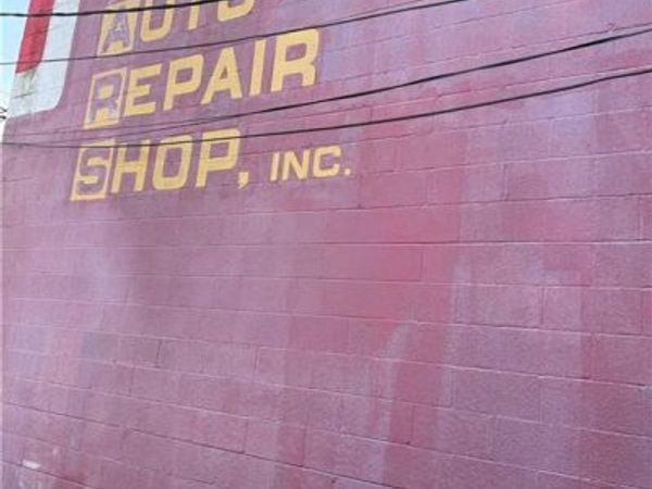 3728 DOWNMAN Road, New Orleans, LA 70126