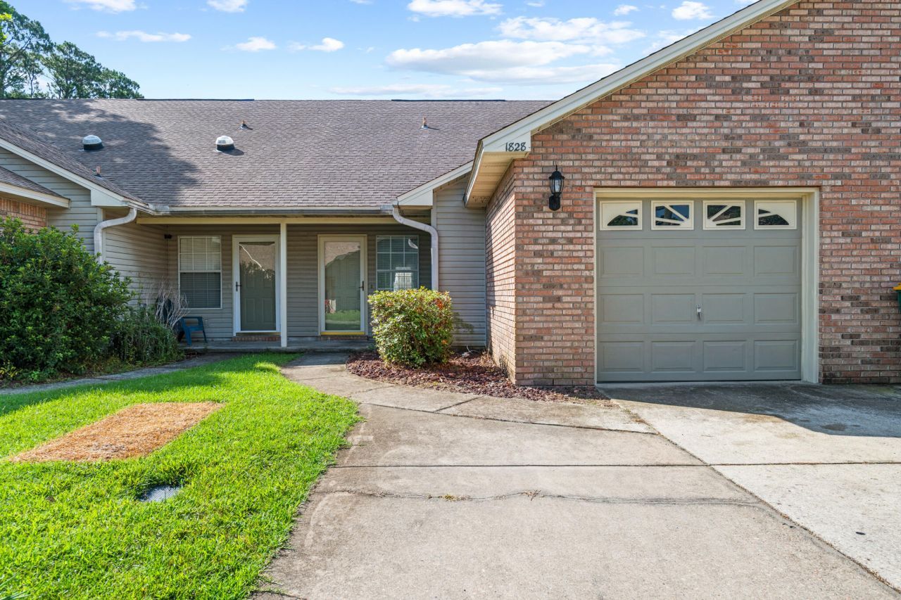 1828 Sod Drive, Unit 2, Fort Walton Beach, FL 32547 Main Photo