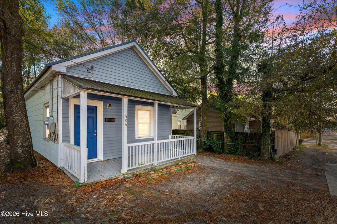 506 Wooster Street, Wilmington, NC 28401 Main Photo
