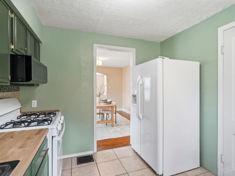 3702 Brotherton Road, Cincinnati, OH 45209 Photo 17